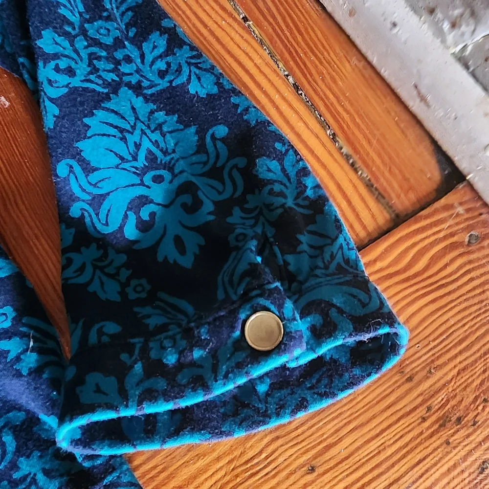 Lands' End Patterned Ruffled Blouse - Picture 6 of 8